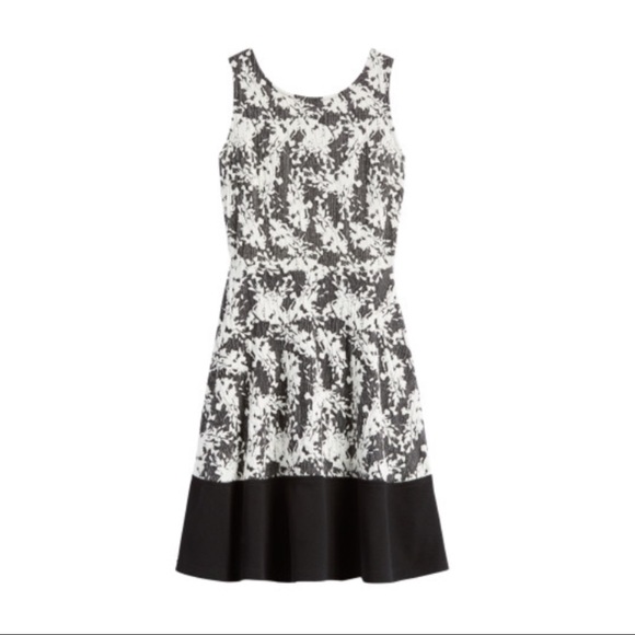 Le lis sweater dress - Picture 2 of 2